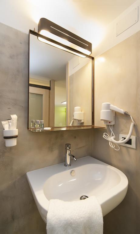 Casa Maria Hotel Salerno Room photo